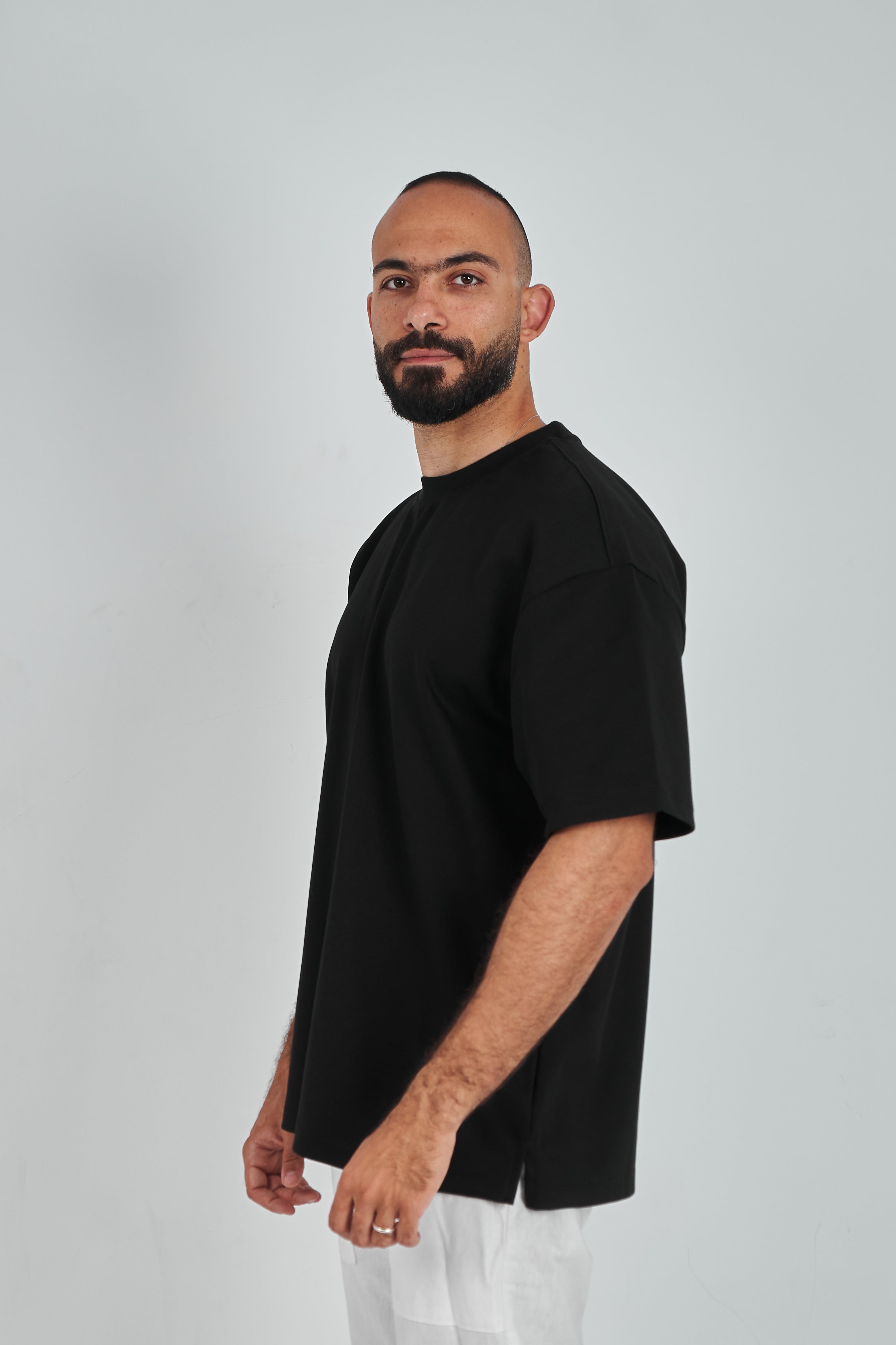 Black GVOX Oversized Essential Tee