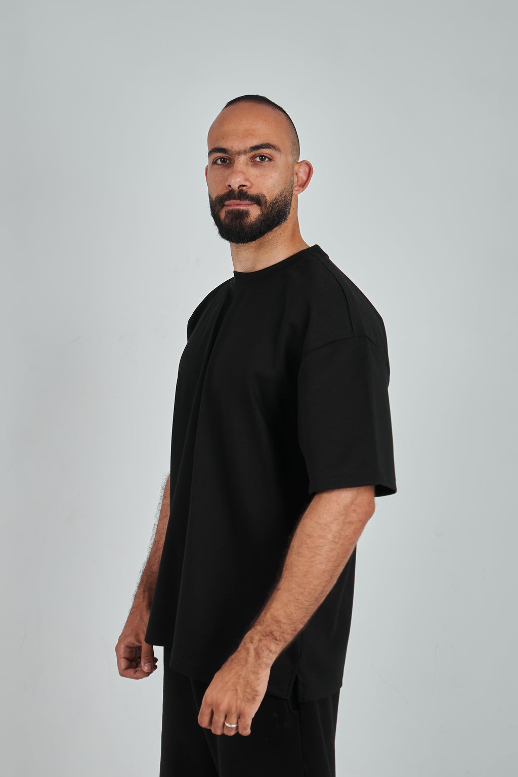 Black GVOX Oversized Essential Tee