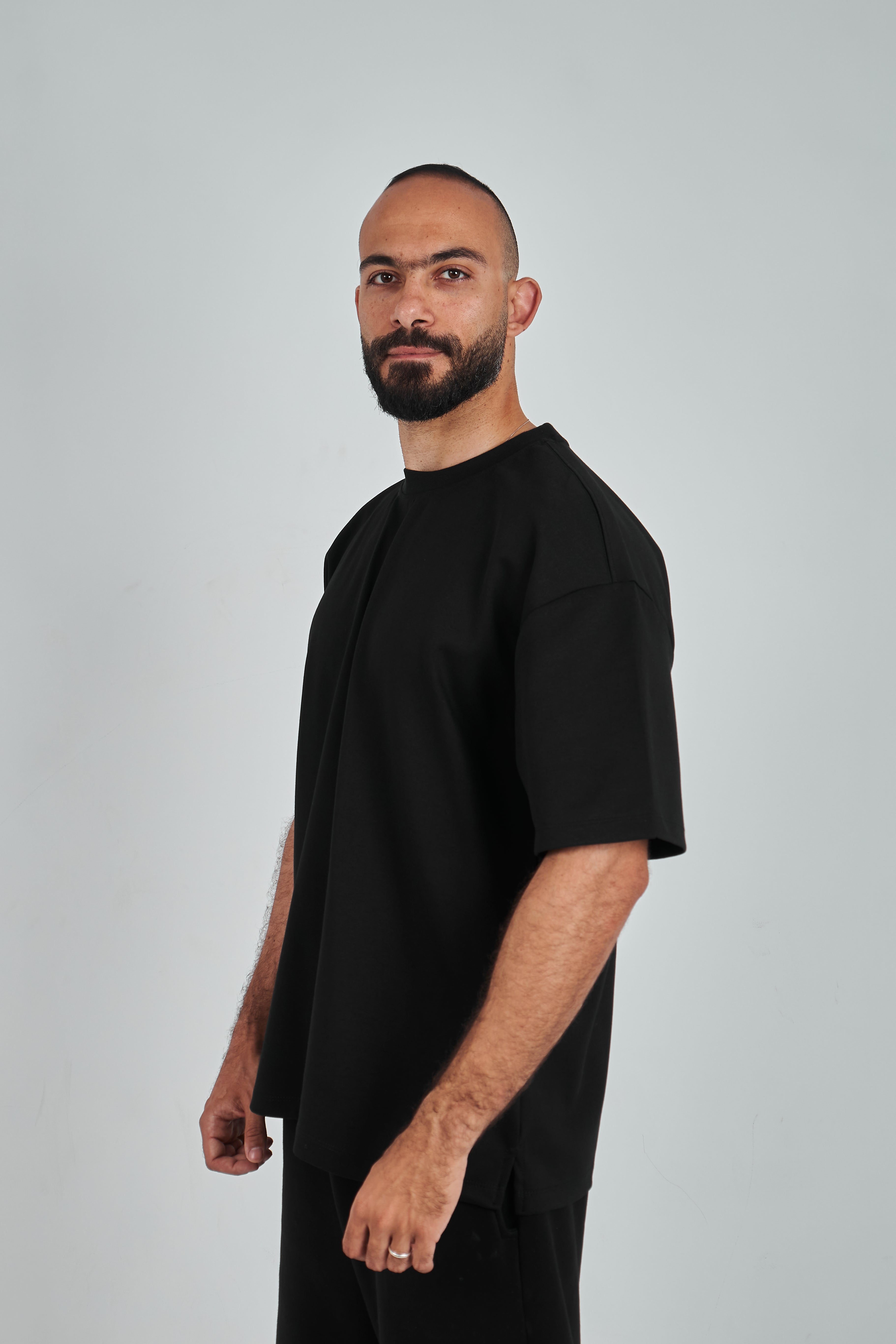Black GVOX Oversized Essential Tee