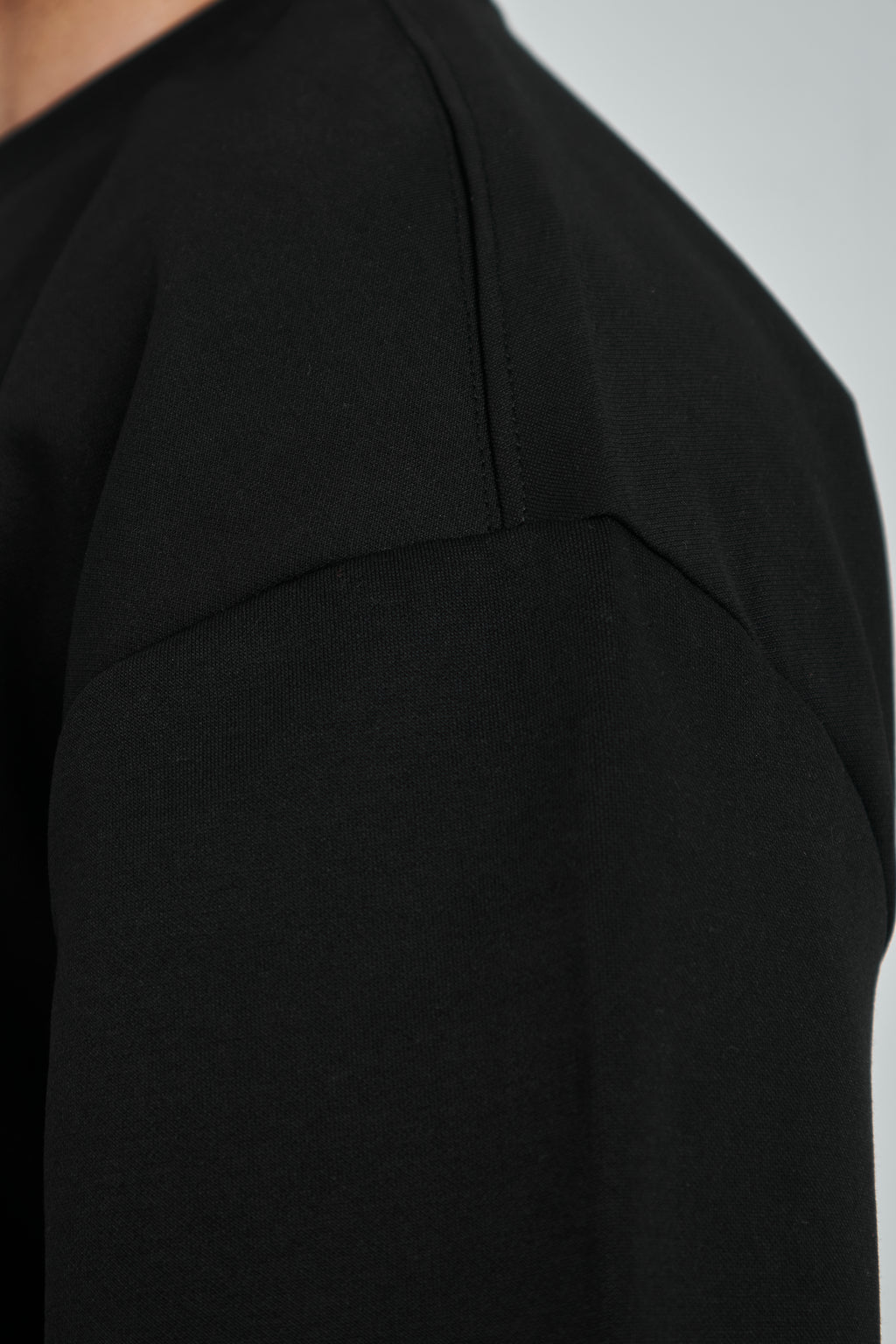 Black GVOX Oversized Essential Tee