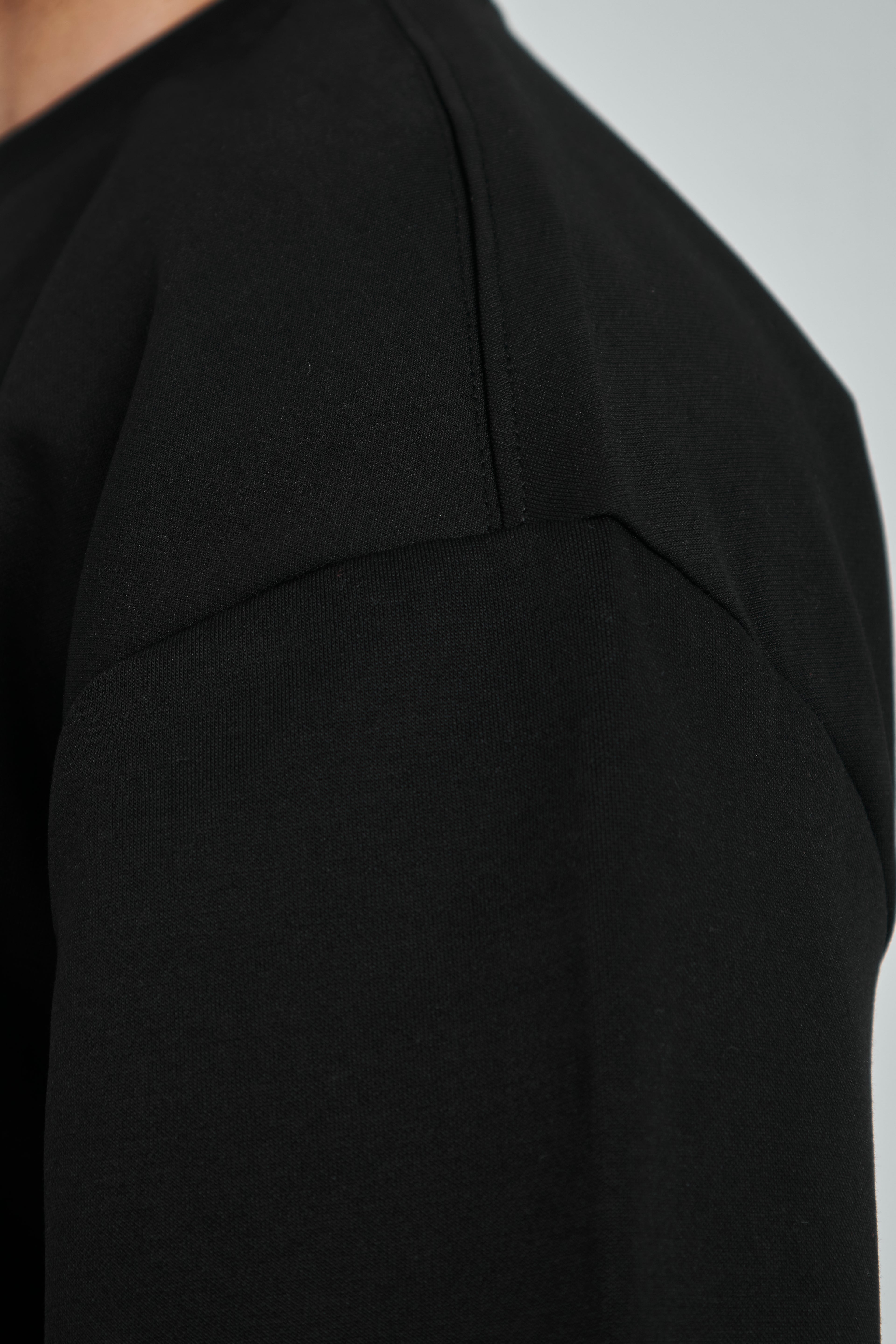 Black GVOX Oversized Essential Tee